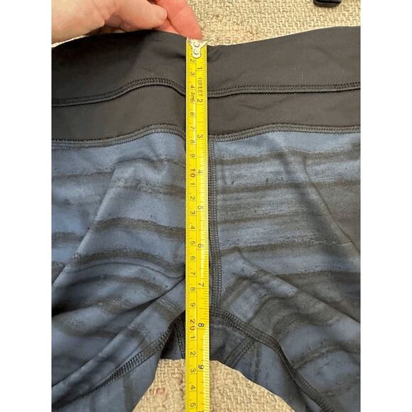 Lululemon Womens Navy Black Run Inspire Top Speed Crop Leggings Size 4 - Picture 11 of 12